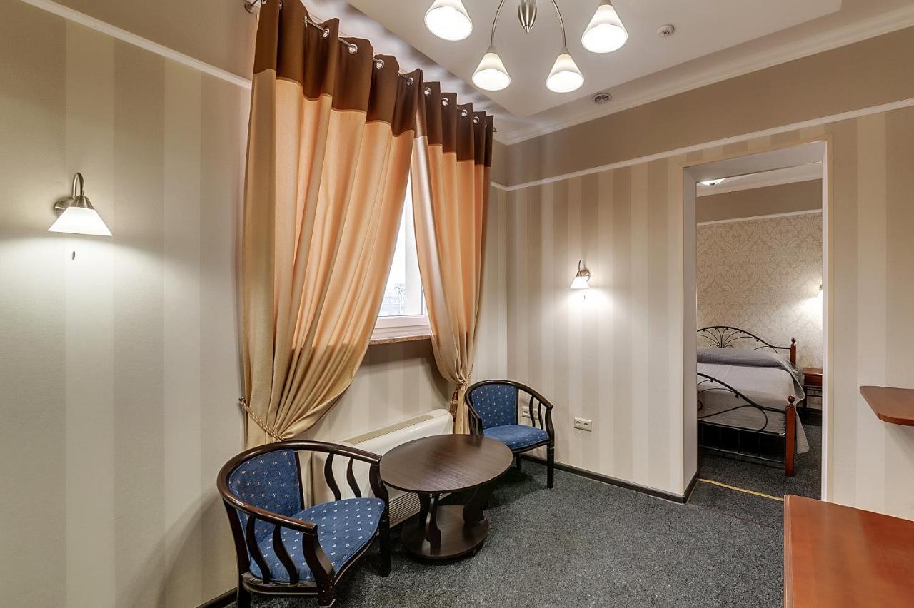 Soborniy Hotel Zaporizhia Kültér fotó