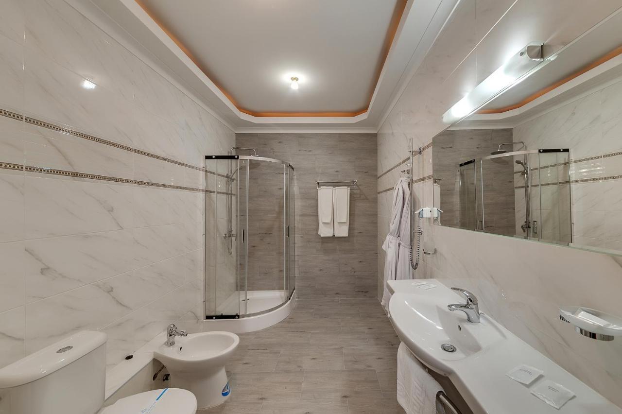 Soborniy Hotel Zaporizhia Kültér fotó